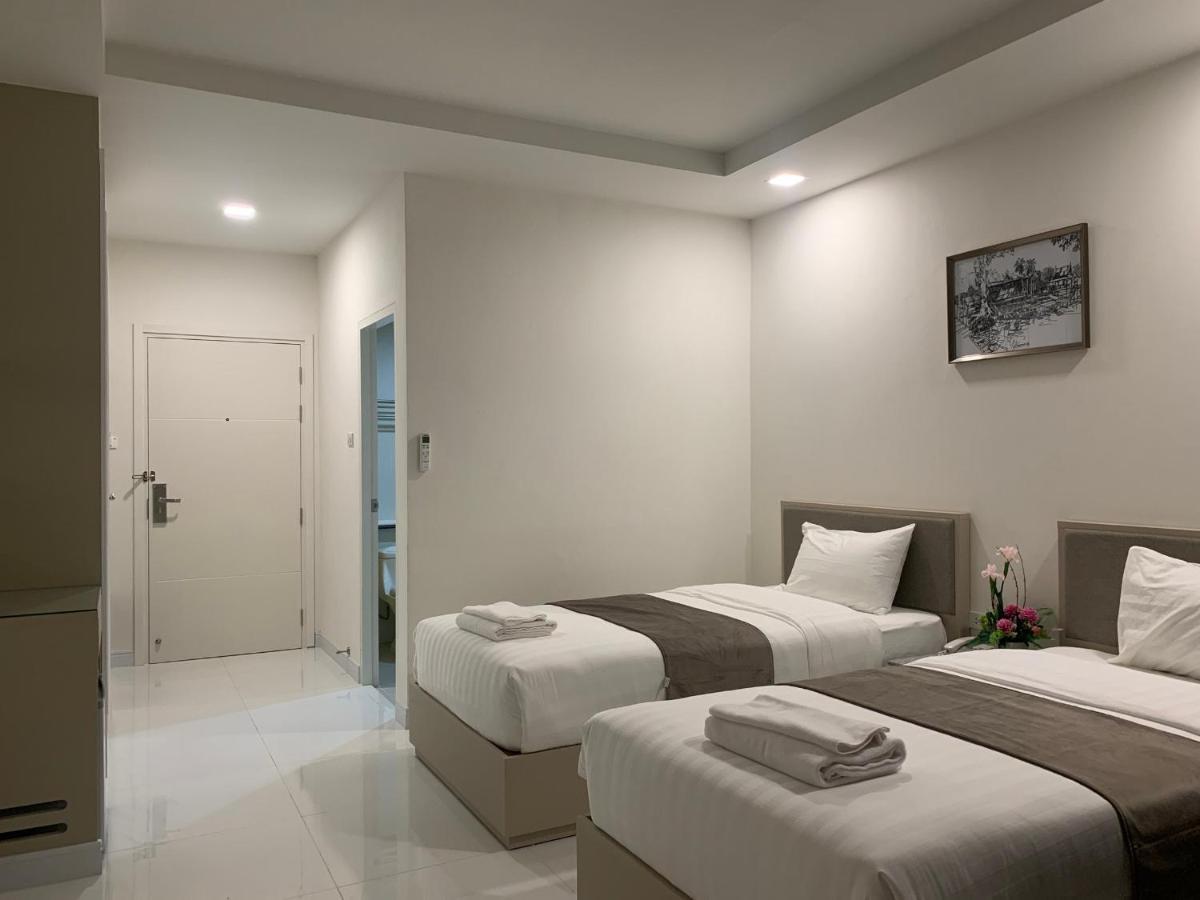Icare Residence & Hotel Bangkok Bagian luar foto