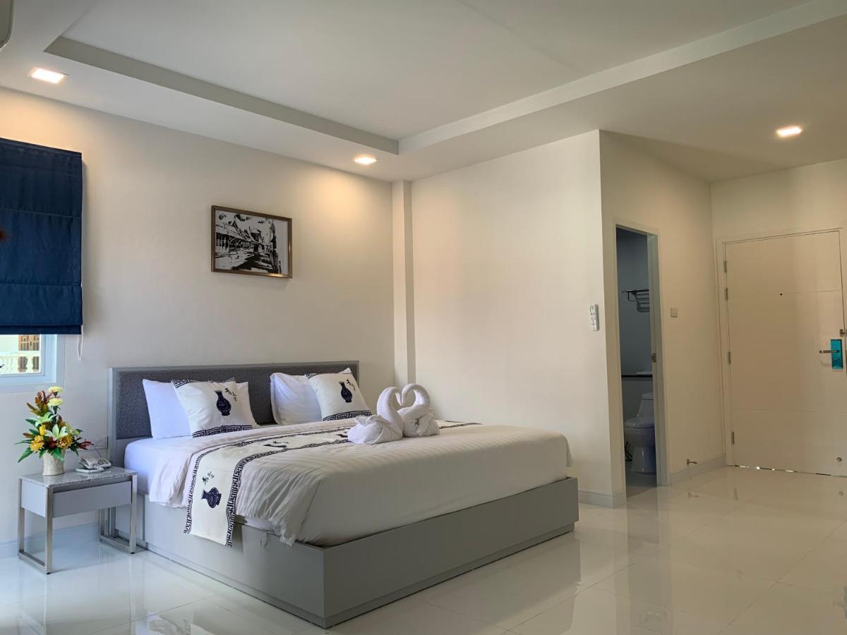 Icare Residence & Hotel Bangkok Bagian luar foto